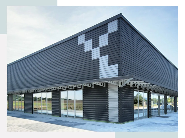 Торговые здания в Карпинск от 616 руб. за м2