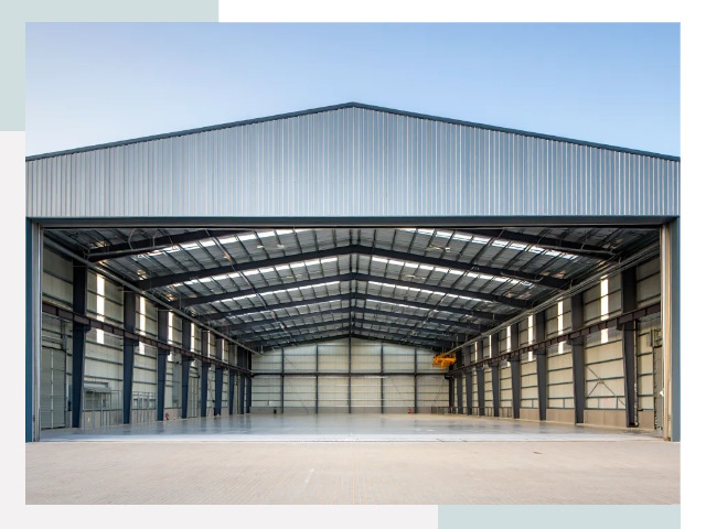 Большие ангары в Карпинске