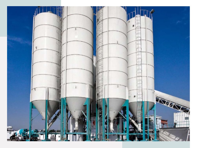 Строительство цементных силосов в Карпинске